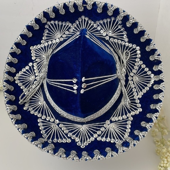 Authentic Vintage Mexican Sombrero by Salazar Yepez - Picture 10 of 16